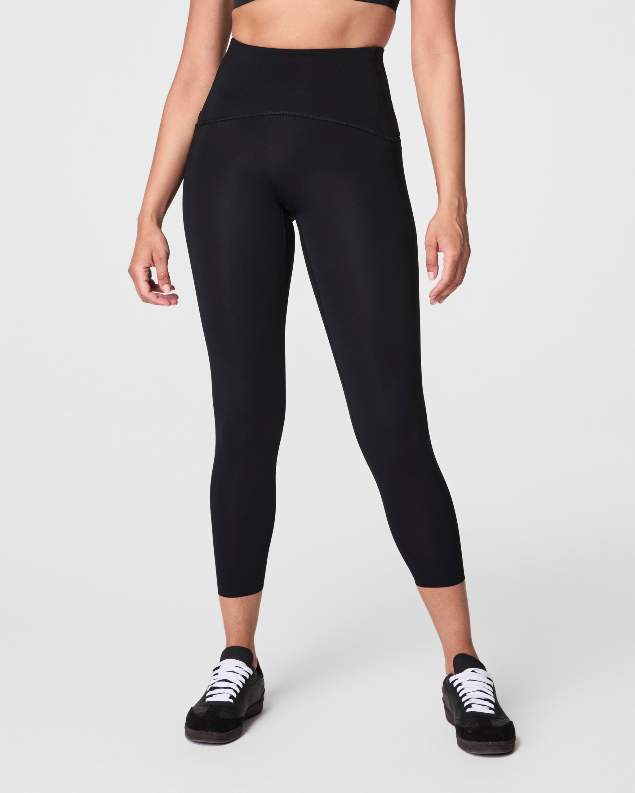 SPANXshape? Booty Boost? Side Pocket Leggings | Very Black - Image 2