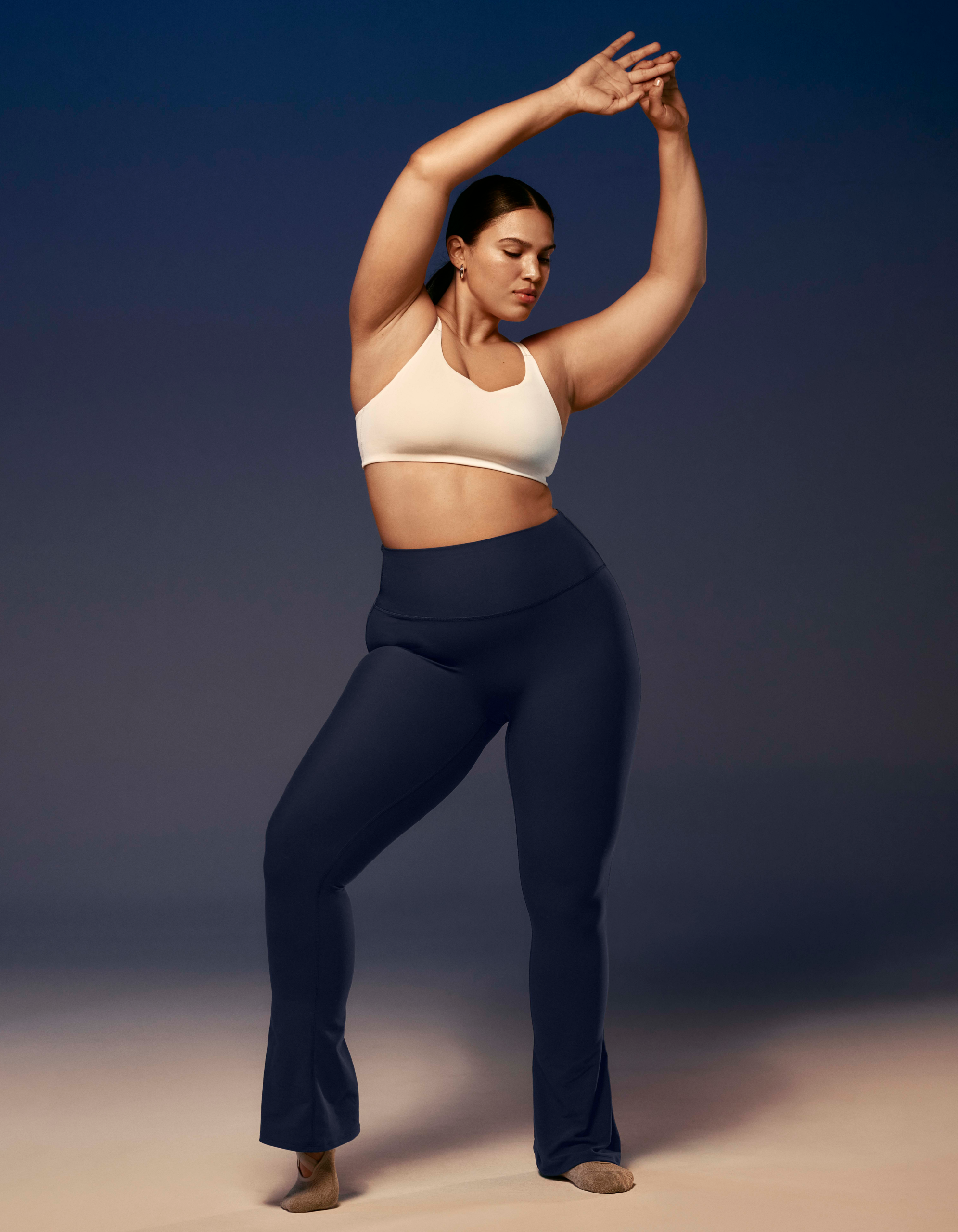 SPANXsmooth? OnForm Micro Flare Pant - Image 4