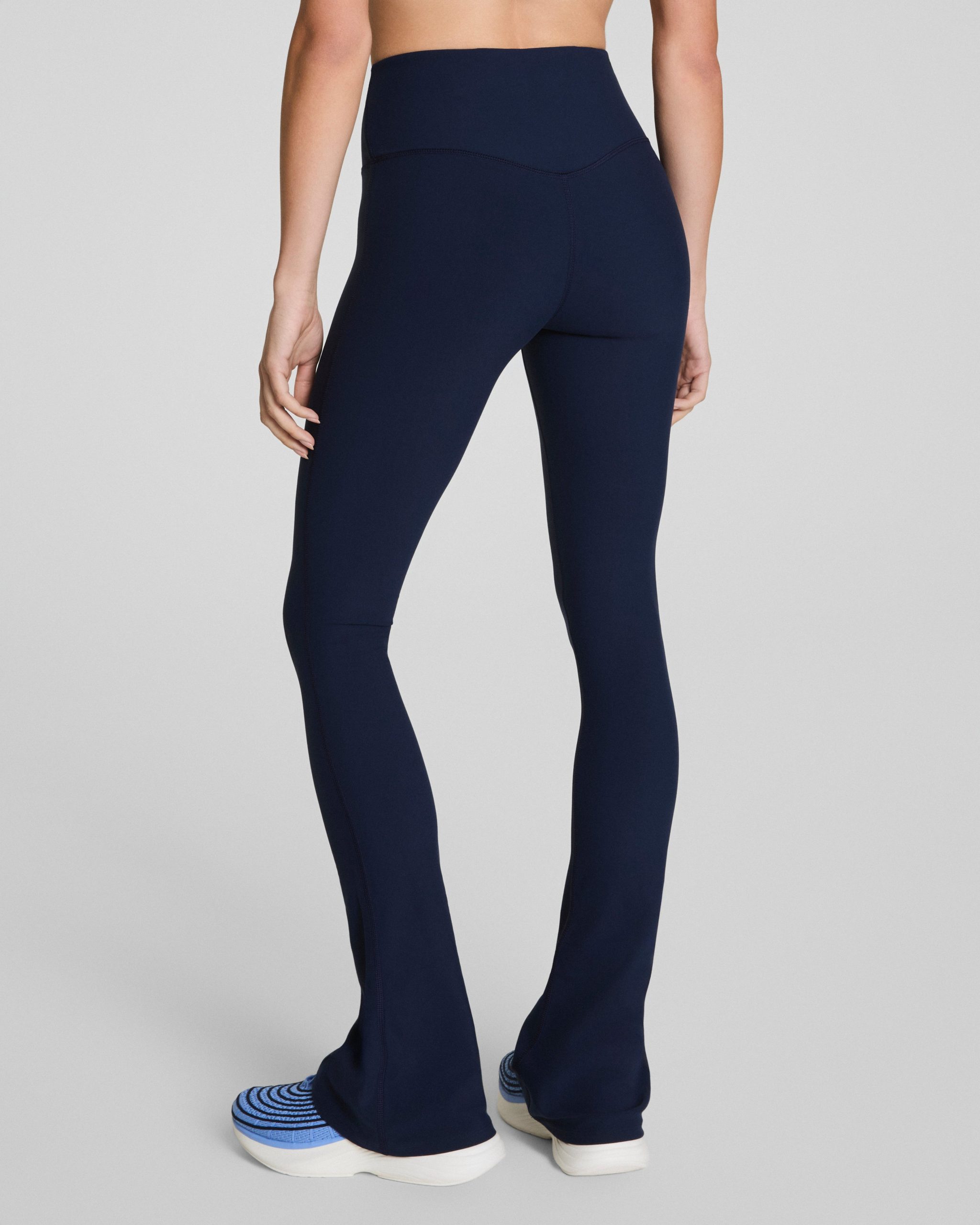 SPANXsmooth? OnForm Micro Flare Pant | Timeless Navy - Image 4
