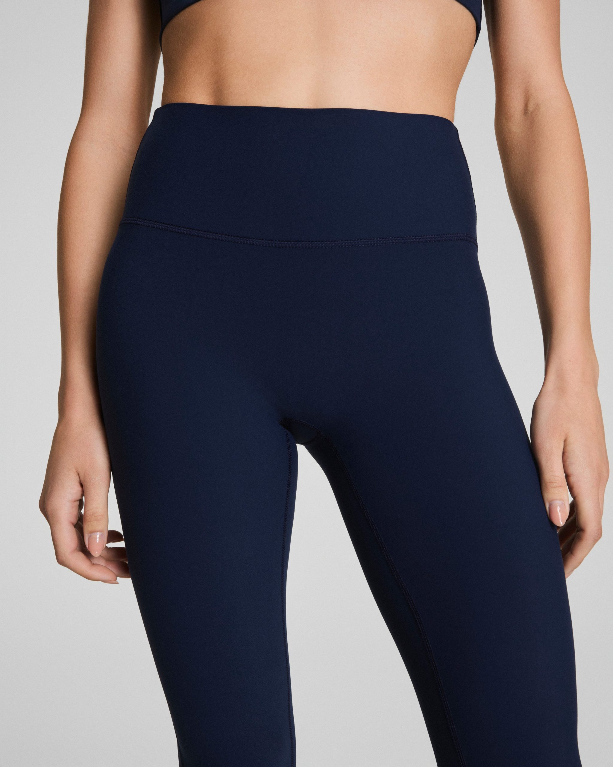 SPANXsmooth? OnForm Micro Flare Pant | Timeless Navy - Image 5