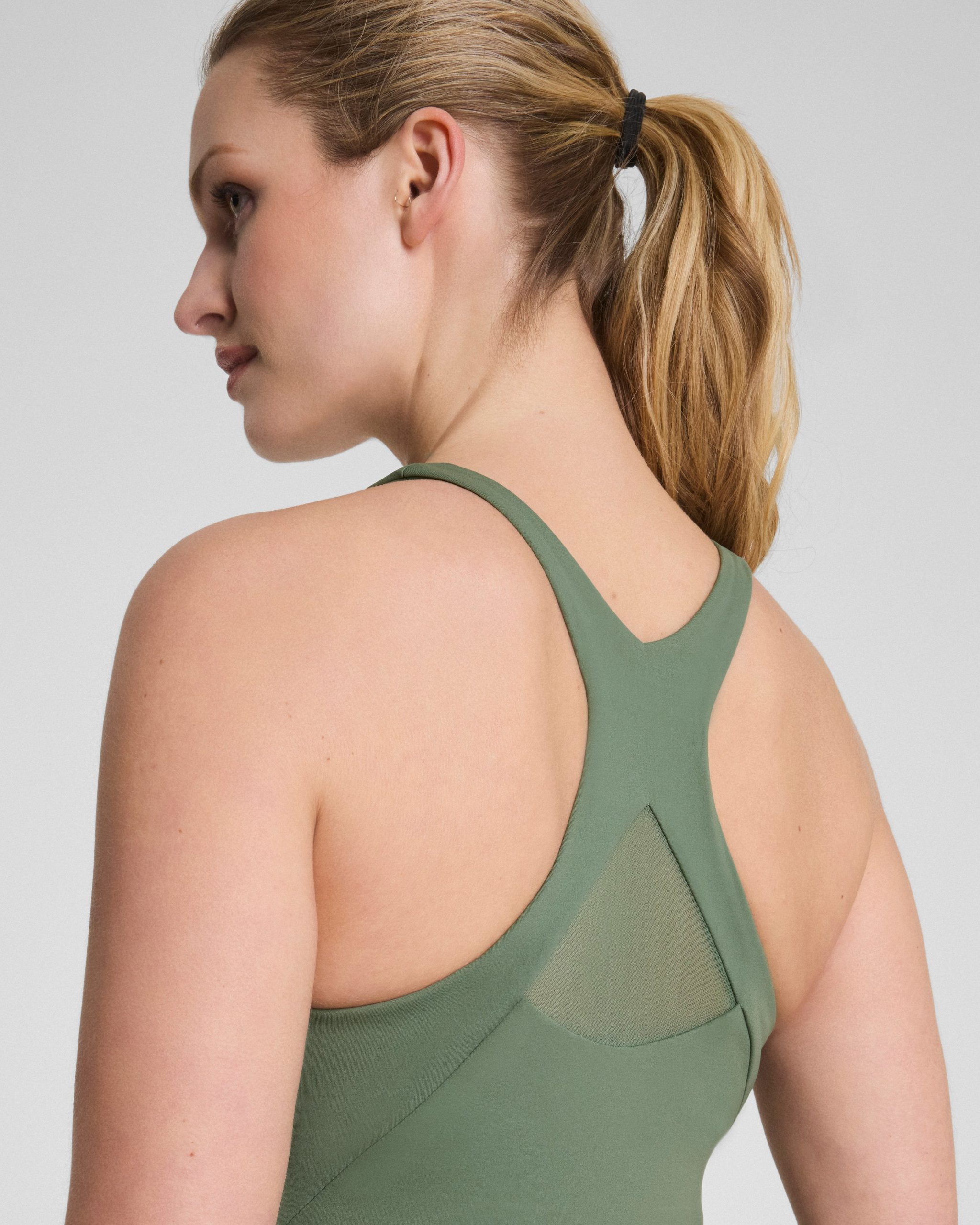 SPANX? BoostUp V-Neck Shelf Tank | Eucalyptus - Image 4