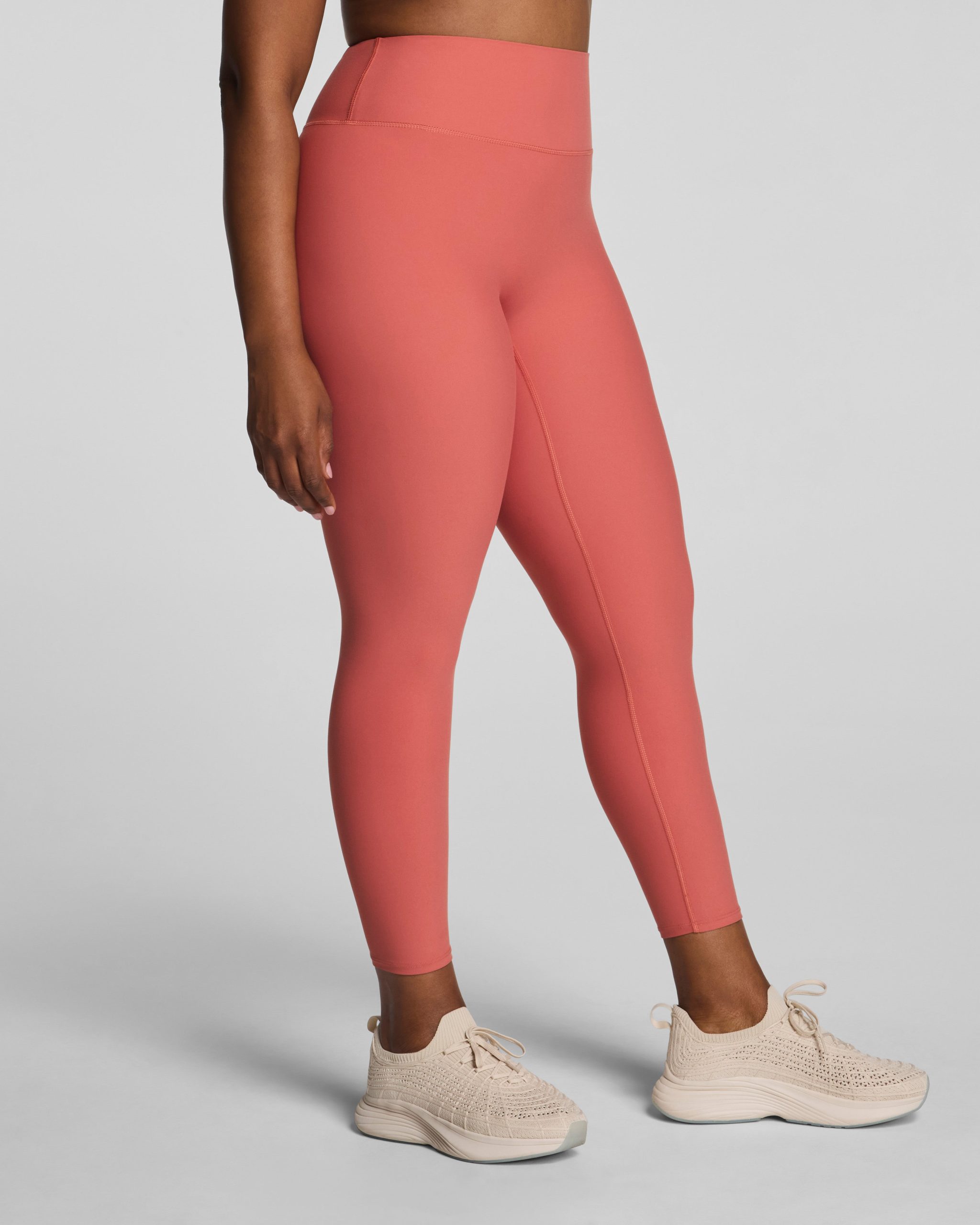 SPANXsmooth? OnForm 7/8 Leggings | Clay - Image 2