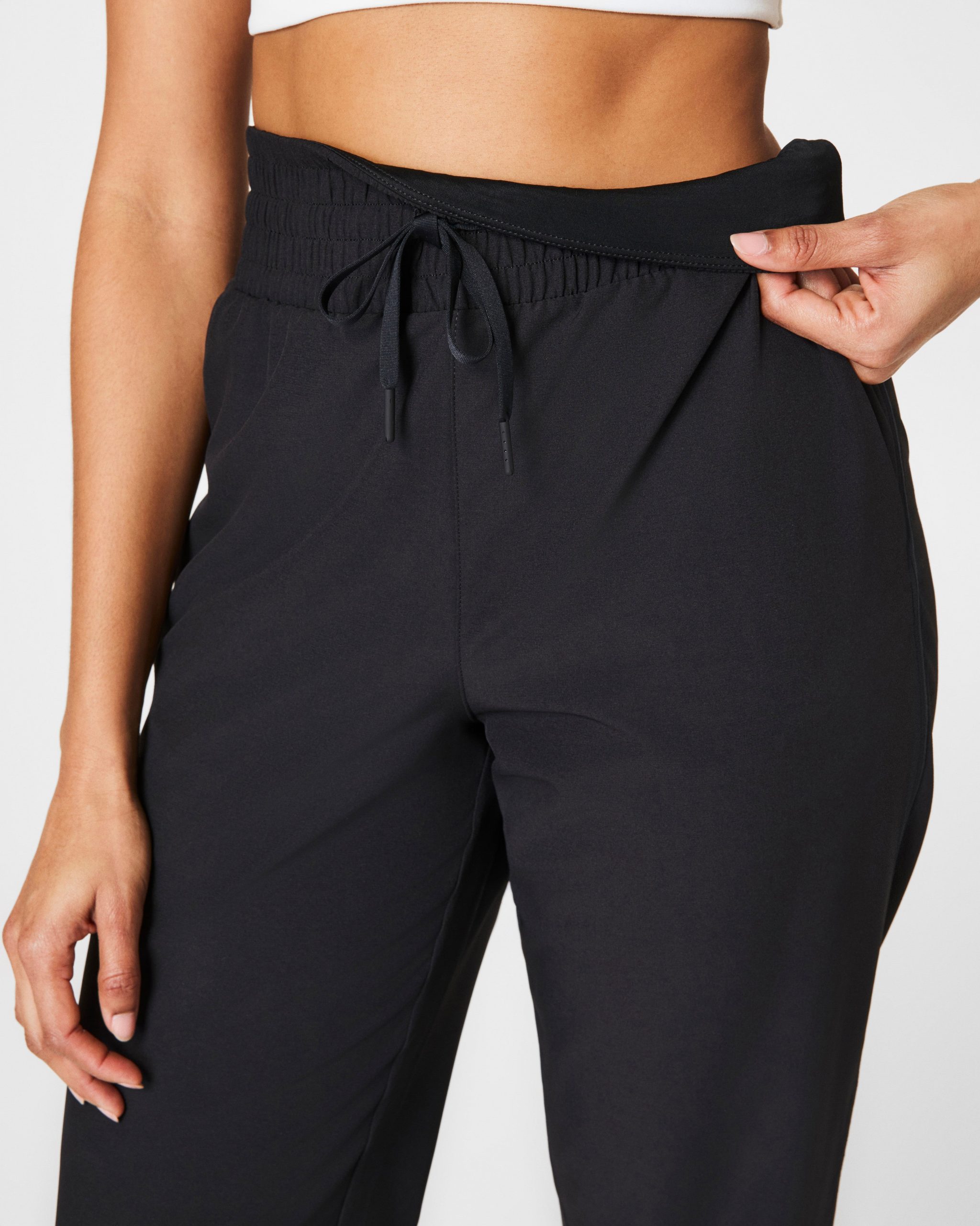 SPANX? On the Move Slim Pant | Very Black - Image 4