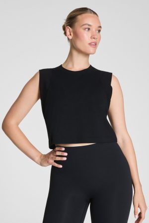 SPANX? BoostUp Cropped Tank | Very Black