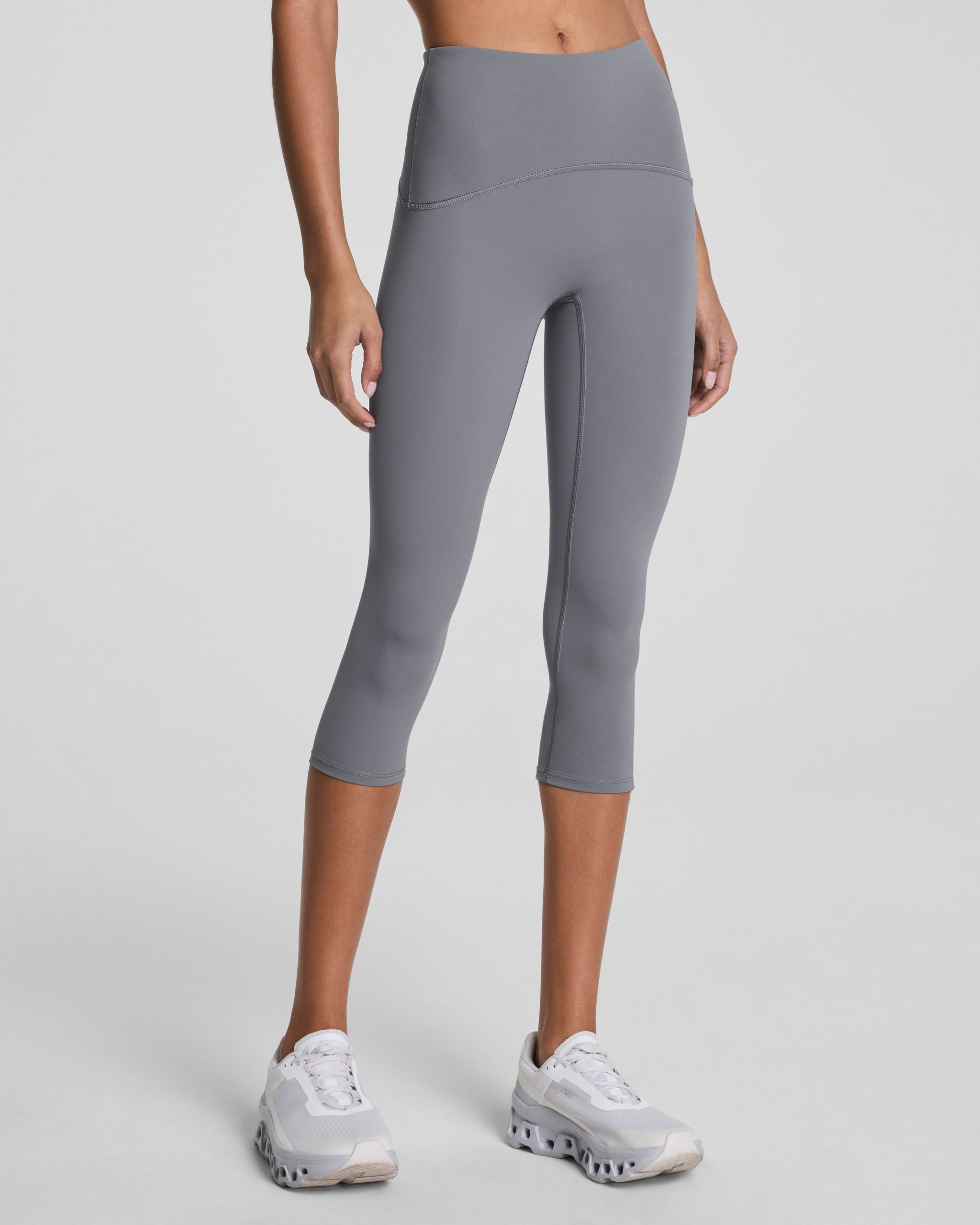 SPANXshape? Booty Boost? Cropped Leggings. 19 | Anthracite - Image 2