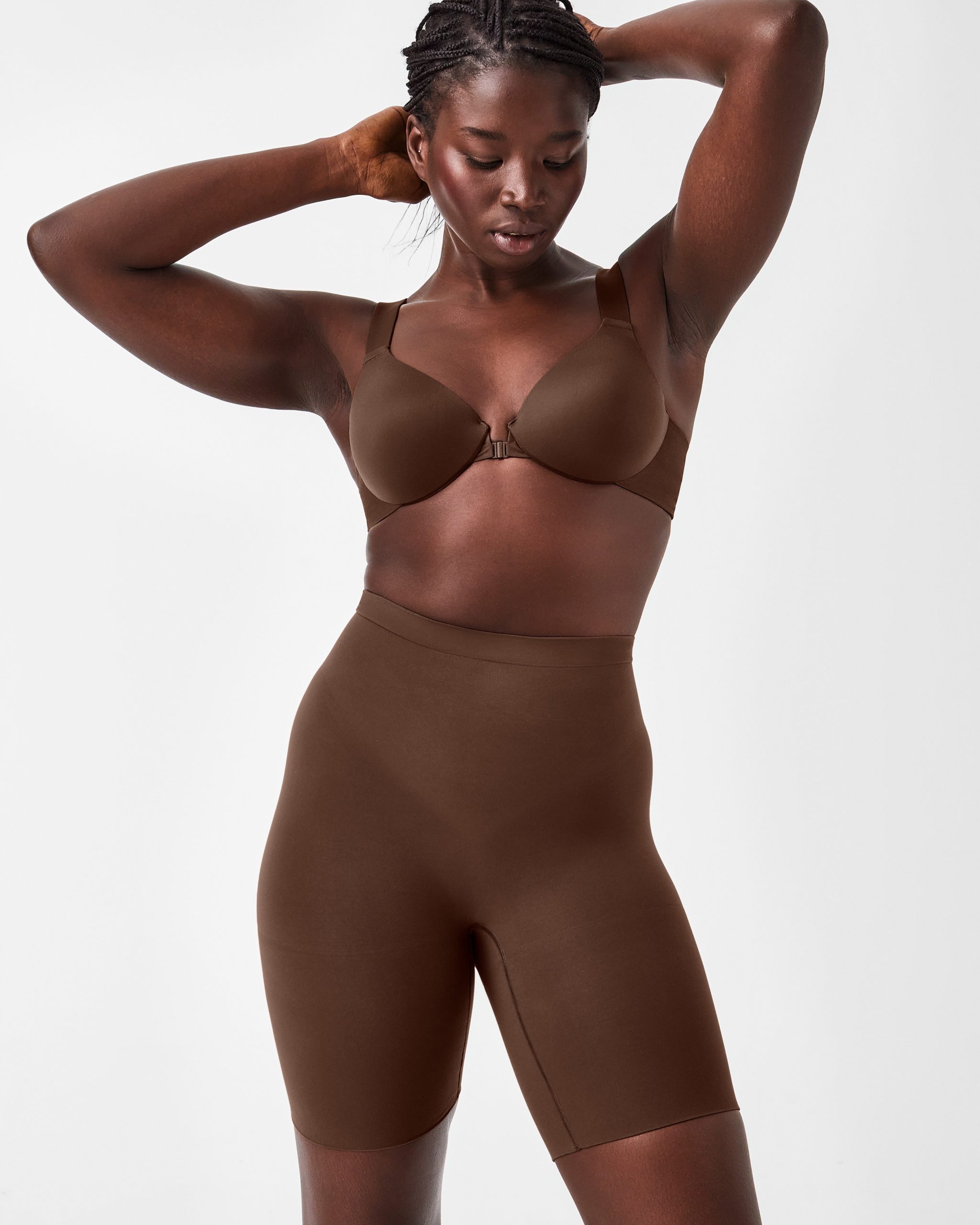 SPANXsculpt? Seamless Power Mid-Thigh Short - Image 3