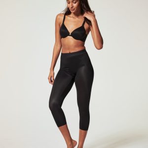 SPANXshape?  Invisible Capri | Very Black