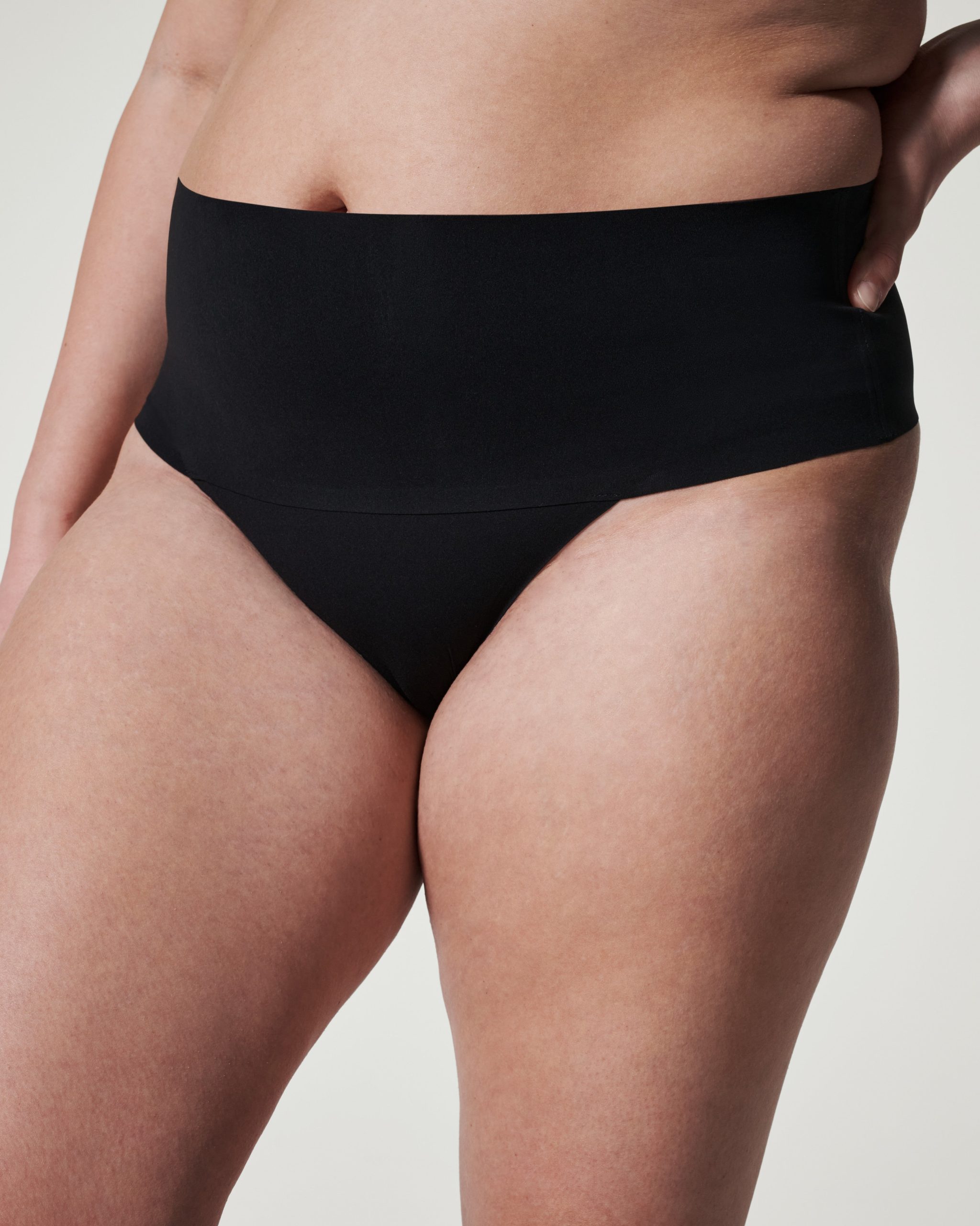 SPANXsupersmooth? Undie-tectable? Thong | Very Black