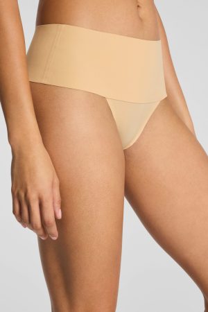 SPANXsupersmooth? Undie-tectable? Thong | Honey