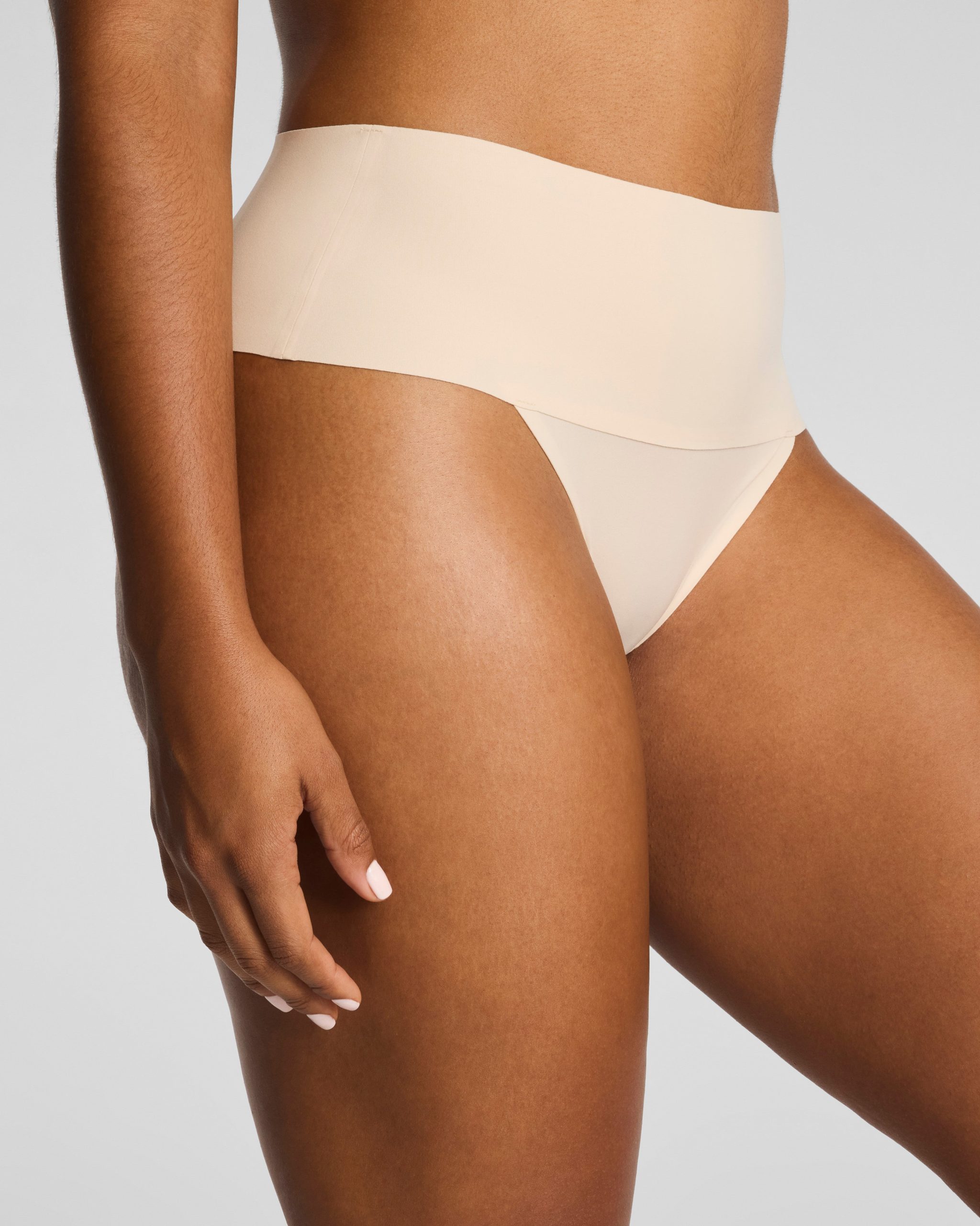 SPANXsupersmooth? Undie-tectable? Thong - Image 3