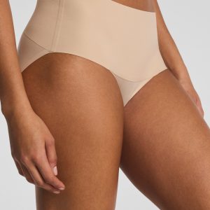 SPANXsupersmooth?  Undie-tectable? Brief | Chai