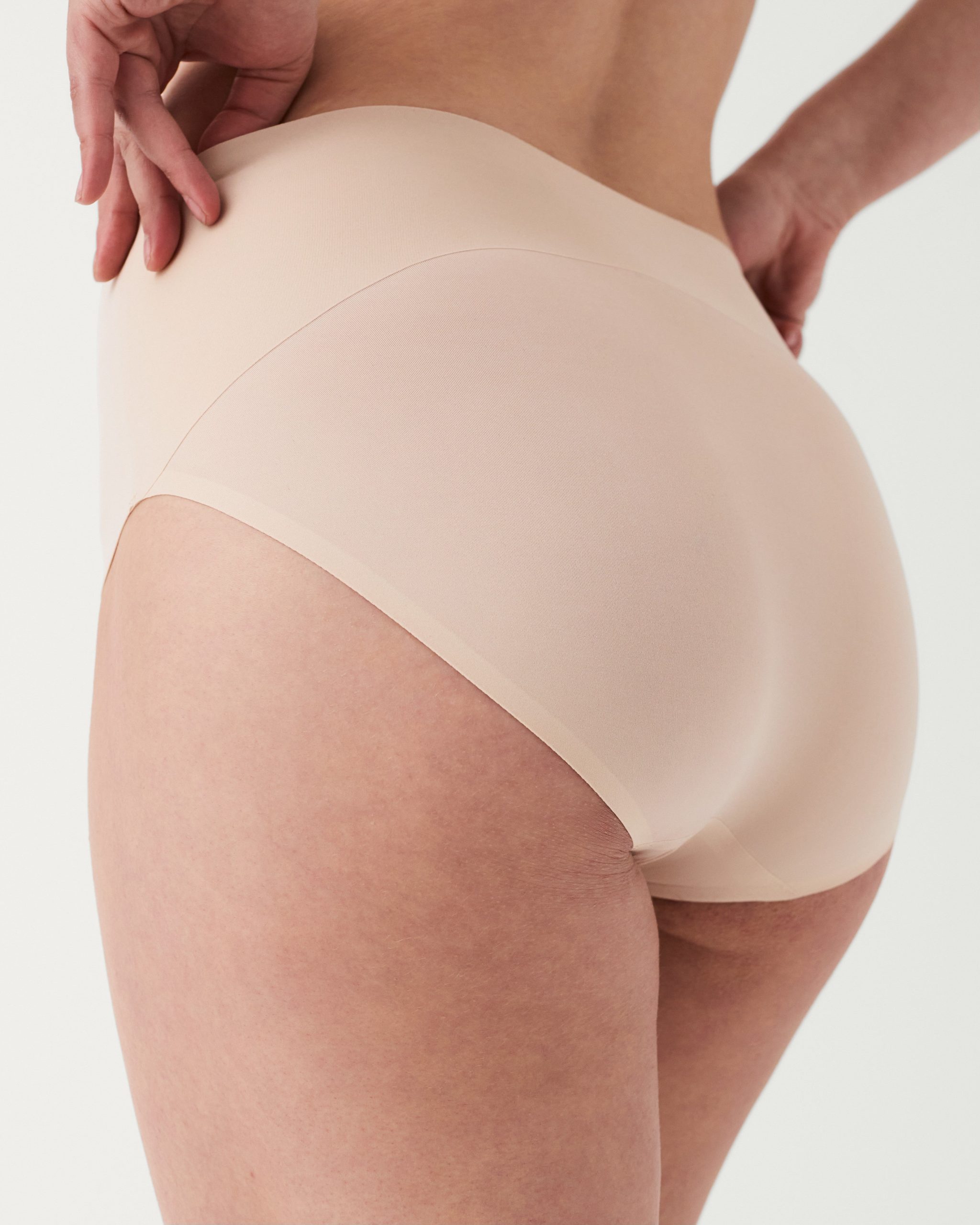 SPANXsupersmooth? Undie-tectable? Brief | Soft Nude - Image 2