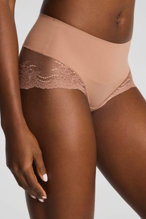 SPANXsupersmooth? Undie-tectable? Lace Hi-Hipster | Cinnamon