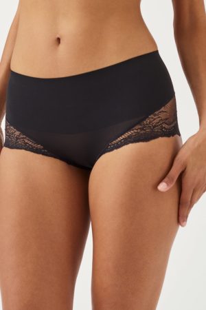 SPANXsupersmooth? Undie-tectable? Lace Hi-Hipster | Very Black