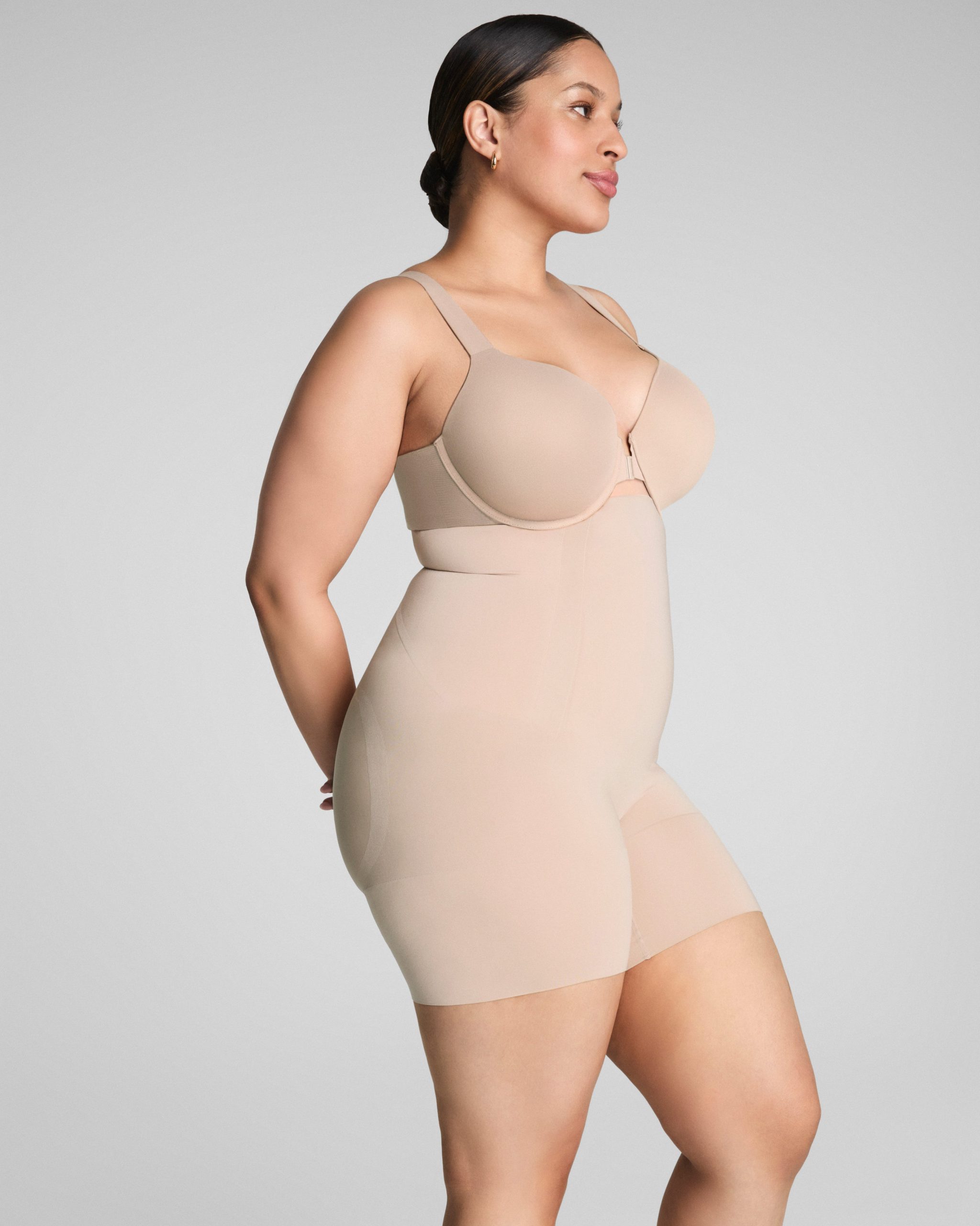 SPANXsculpt? OnCore High-Waisted Mid-Thigh Short | Soft Nude - Image 5