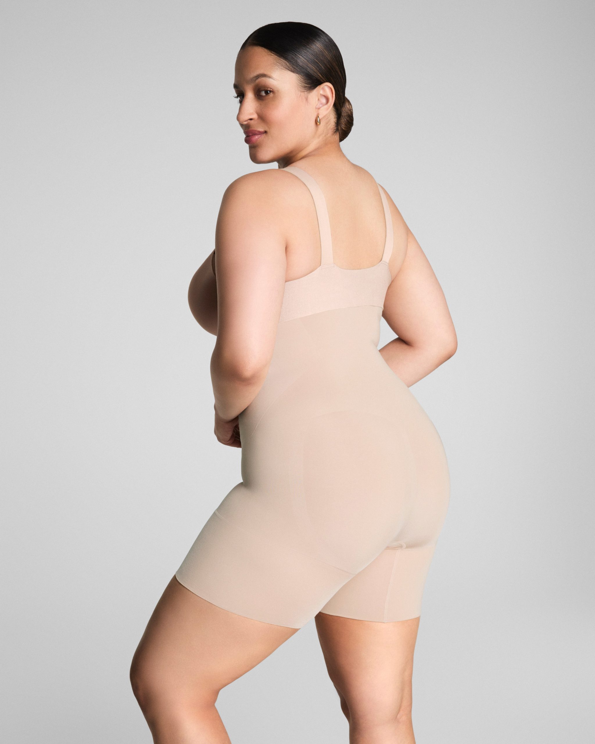 SPANXsculpt? OnCore High-Waisted Mid-Thigh Short | Soft Nude - Image 4