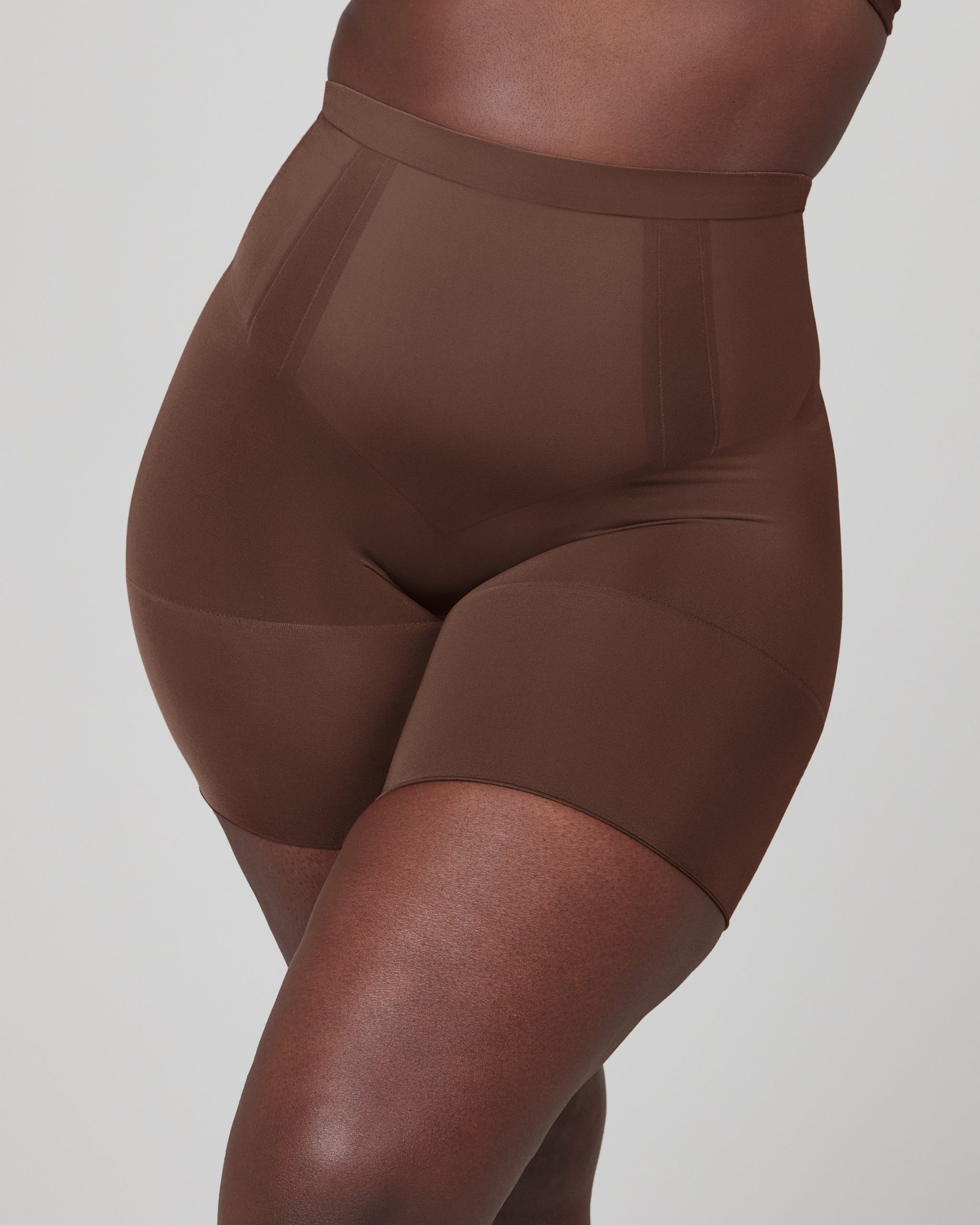 SPANXsculpt? OnCore Mid-Thigh Short | Chestnut Brown - Image 2